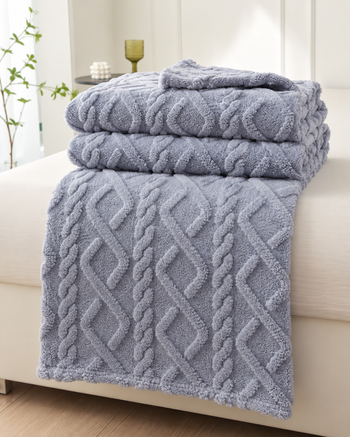 Geometric Coral Fleece Throw Blanket – Soft Textured Sofa & Bed Throw